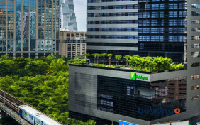 Holiday Inn Bangkok Sukhumvit by IHG