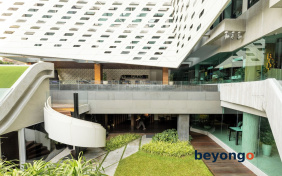 LiT BANGKOK Hotel