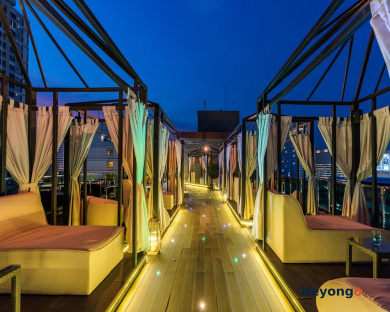 Acqua Hotel 99