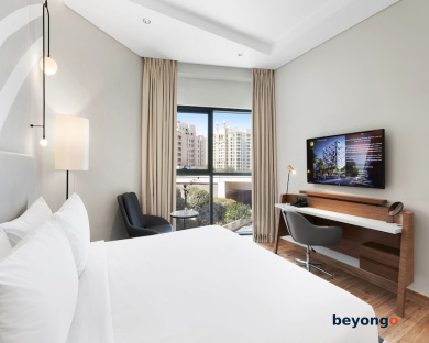 Adagio Premium The Palm 68