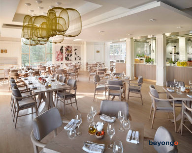 Address Montgomerie 24