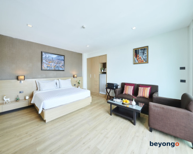 Adelphi Pattaya 12