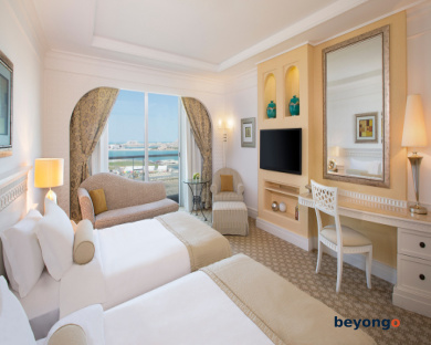 Al Habtoor Grand Resort, Autograph Collection 107