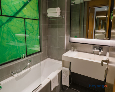 Al Khoory Courtyard Hotel 28