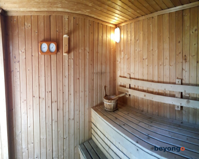 April Suites 12