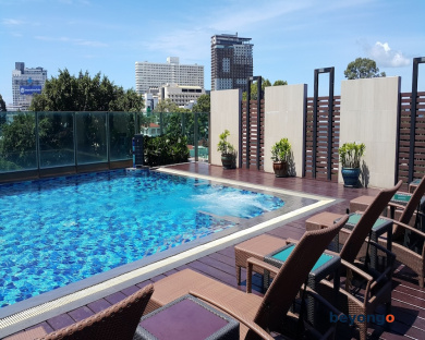 April Suites 7
