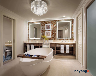 Atlantis, The Palm 70