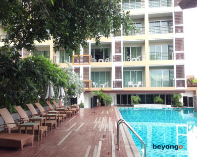 August Suites 19