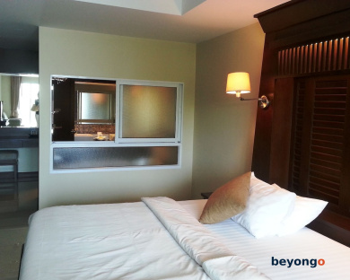 August Suites 37