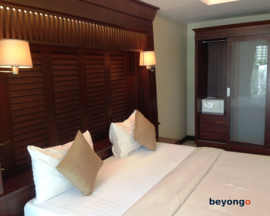 August Suites 41