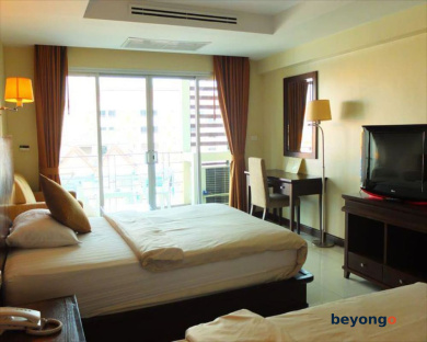 August Suites 53