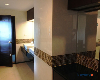 August Suites 61