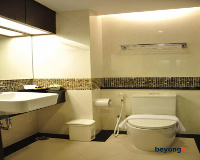 August Suites 63