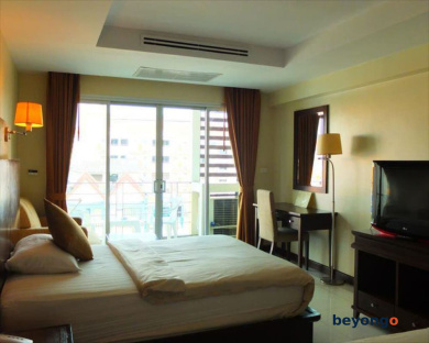 August Suites 75
