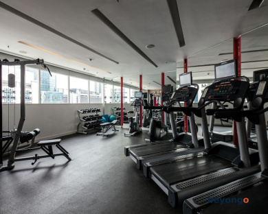 Centara Watergate Pavilion Hotel Bangkok 10