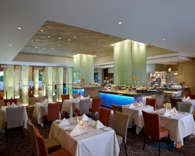 Cinnamon Lakeside Colombo 67