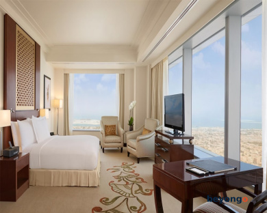 Conrad Dubai 35