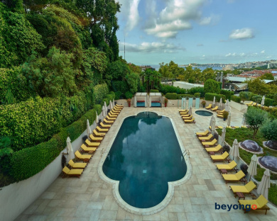 Conrad Istanbul Bosphorus 12