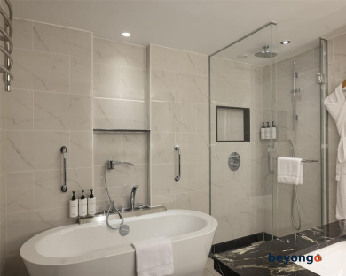 Conrad Istanbul Bosphorus 125