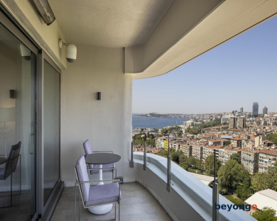 Conrad Istanbul Bosphorus 140