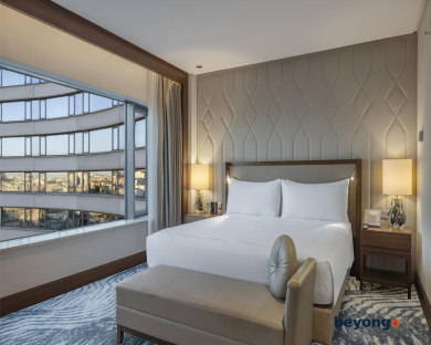 Conrad Istanbul Bosphorus 32