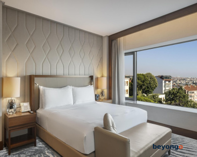 Conrad Istanbul Bosphorus 36