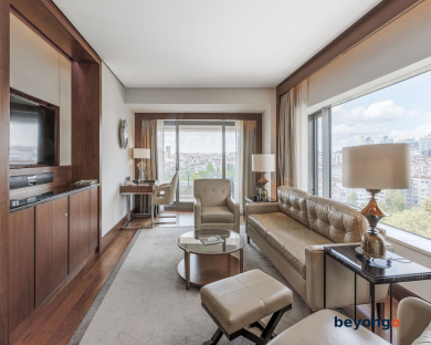 Conrad Istanbul Bosphorus 90