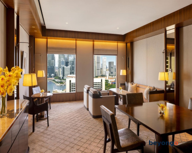 Conrad Singapore Marina Bay 25