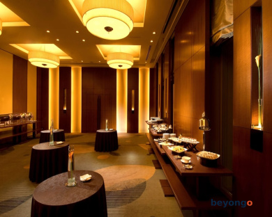 Conrad Tokyo 100