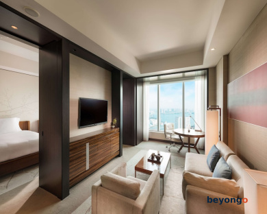 Conrad Tokyo 36