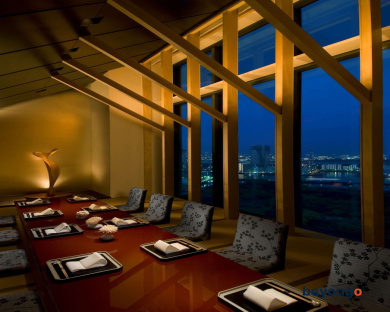 Conrad Tokyo 82