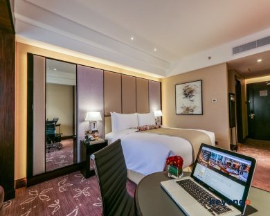 Diamond Hotel Philippines 10