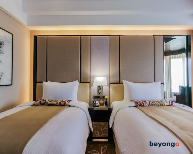Diamond Hotel Philippines 11