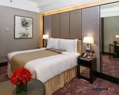 Diamond Hotel Philippines 16