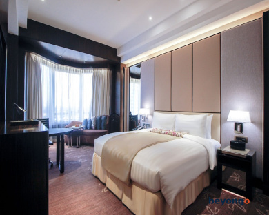 Diamond Hotel Philippines 22