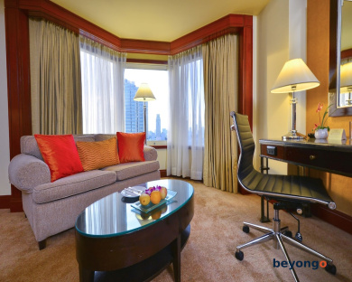Diamond Hotel Philippines 34