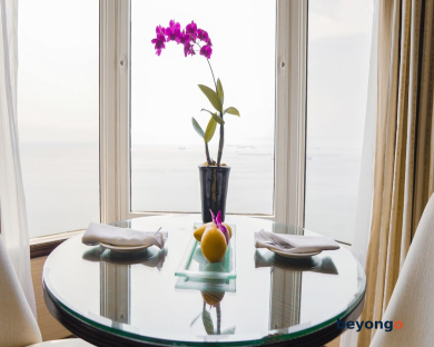 Diamond Hotel Philippines 36