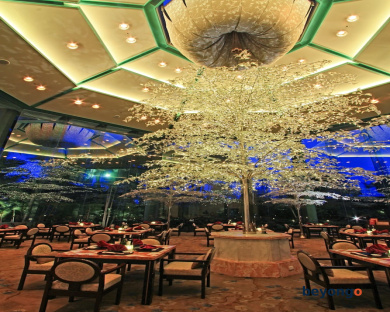 Diamond Hotel Philippines 40