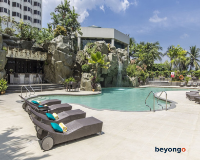 Diamond Hotel Philippines 5