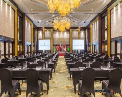 Diamond Hotel Philippines 51