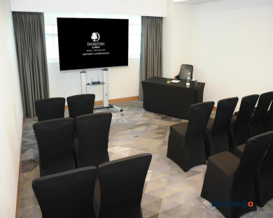 DoubleTree by Hilton Dubai - Business Bay 100