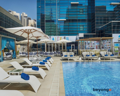 DoubleTree by Hilton Dubai - Business Bay 11