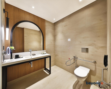 DoubleTree by Hilton Dubai - Business Bay 53