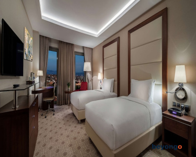 DoubleTree by Hilton Istanbul Topkapi 21