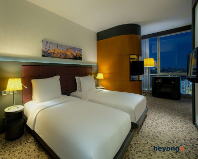 Doubletree by Hilton Istanbul Moda 40
