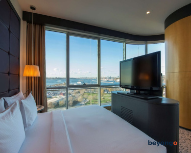 Doubletree by Hilton Istanbul Moda 51