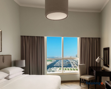 Dubai Marriott Harbour Hotel and Suites 17