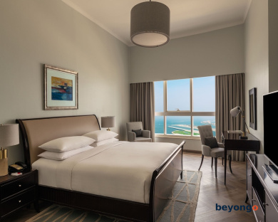 Dubai Marriott Harbour Hotel and Suites 22