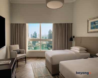 Dubai Marriott Harbour Hotel and Suites 23
