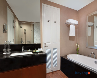 Dusit Suites Hotel Ratchadamri, Bangkok 29